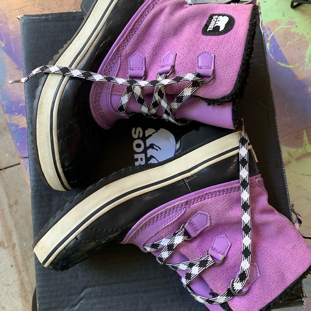 SORRL winter boots girls Size 4